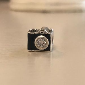 PANDORA CAMERA CHARM